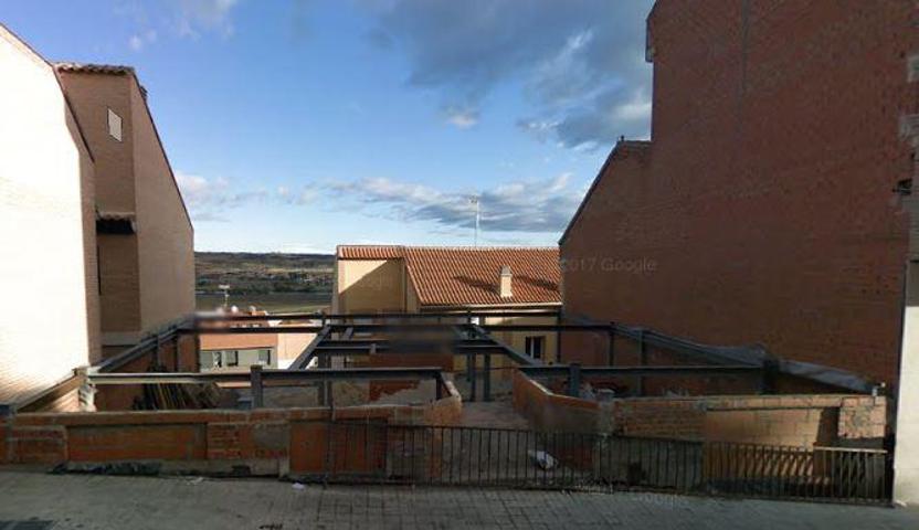 Edificio en venta en Toledo de 238 m2 photo 0