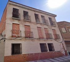 Edificio en venta en Mora de 424 m2 photo 0