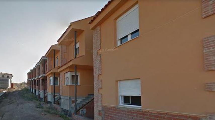 Edificio en venta en Camuñas de 2668 m2 photo 0
