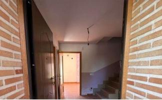 Casa - Chalet en venta en Mora de 253 m2 photo 0