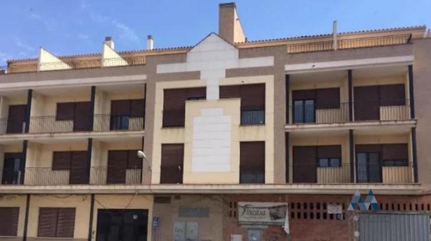 Edificio en venta en La Roda de 169 m2 photo 0