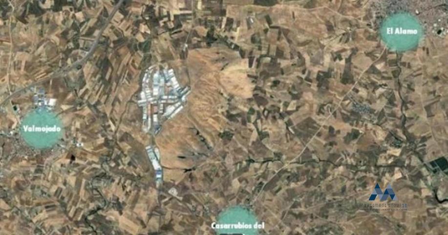 Terreno en venta en Casarrubios del Monte de 12830 m2 photo 0