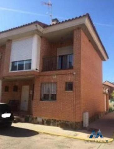 Casa - Chalet en venta en Cabañas de Yepes de 108 m2 photo 0