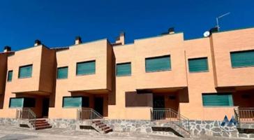 Casa - Chalet en venta en Hontangas de 165 m2 photo 0
