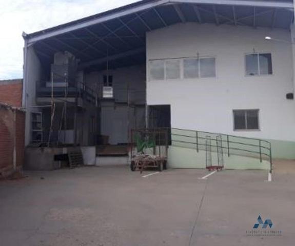 Nave Industrial en venta en La Puebla de Almoradiel de 2114 m2 photo 0