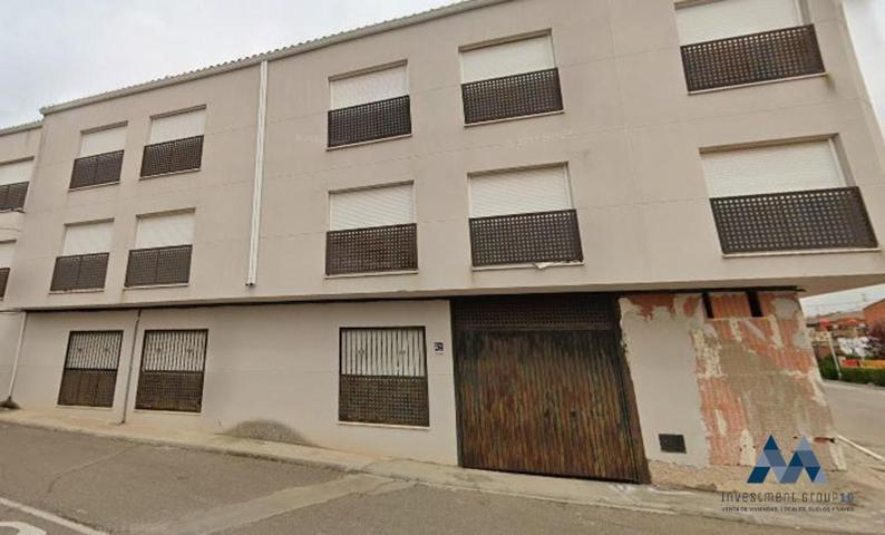 Edificio en venta en Burujón de 1961 m2 photo 0