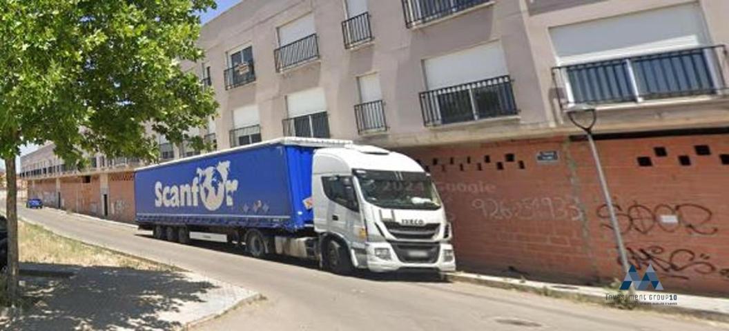 Local en venta en Malagón de 247 m2 photo 0