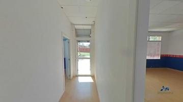 Local en venta en Humanes de Madrid de 81 m2 photo 0