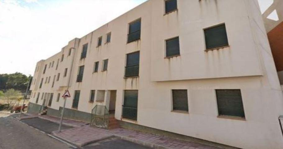 Edificio en venta en Huerta de Valdecarábanos de 571 m2 photo 0