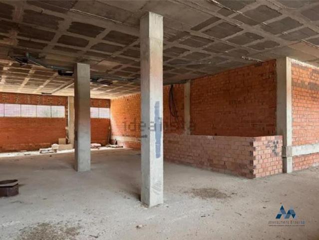 Local en venta en Ciudad Real de 2017 m2 photo 0