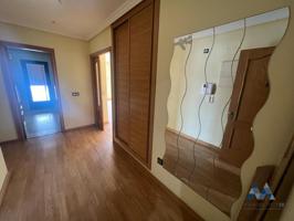 Piso en venta en Ocaña de 90 m2 photo 0