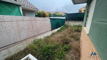 Casa - Chalet en venta en Ontígola de 141 m2 photo 0