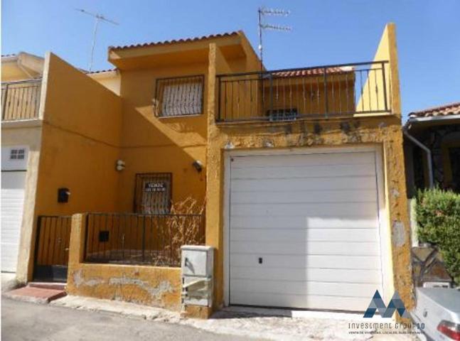 Casa - Chalet en venta en Recas de 161 m2 photo 0