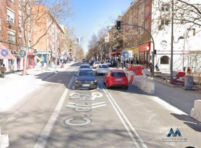 Local en venta en Madrid de 633 m2 photo 0