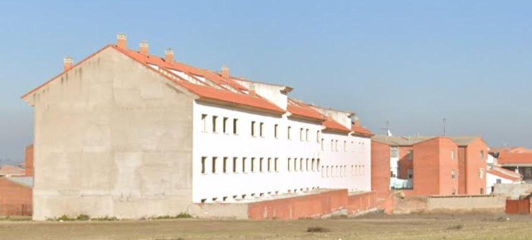 Edificio en venta en Portillo de Toledo de 2513 m2 photo 0