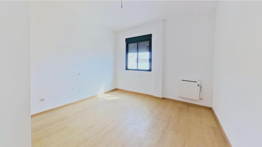 Piso en venta en Huerta de Valdecarábanos de 86 m2 photo 0