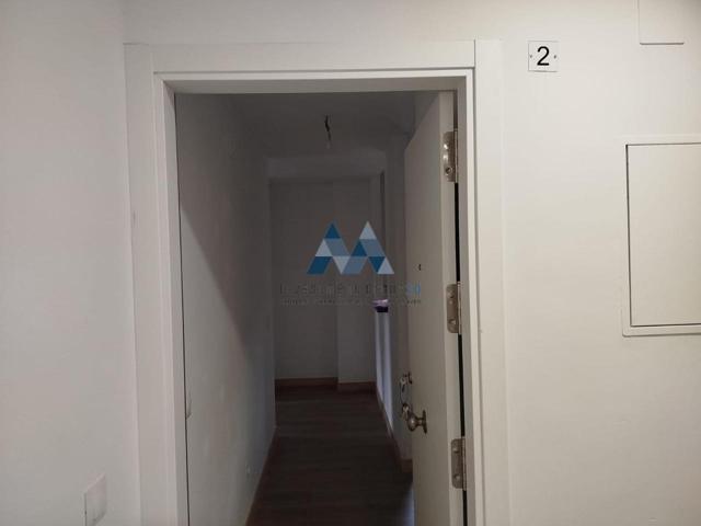 Piso en venta en Camarena de 45 m2 photo 0