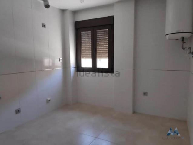 Piso en venta en Alameda de la Sagra de 137 m2 photo 0