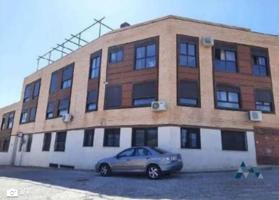 Piso en venta en Bargas de 80 m2 photo 0