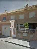 Casa - Chalet en venta en Seseña de 223 m2 photo 0