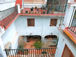 Casa independiente con terrazas y patio en Catarroja photo 0