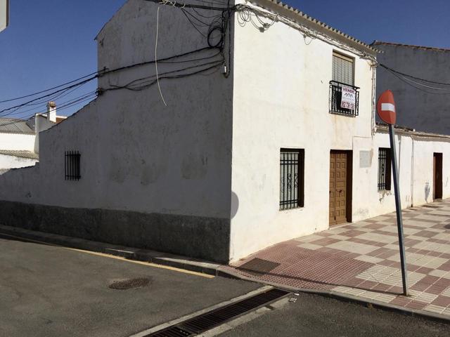 Casa De Pueblo en venta en Fuente de Piedra de 93 m2 photo 0