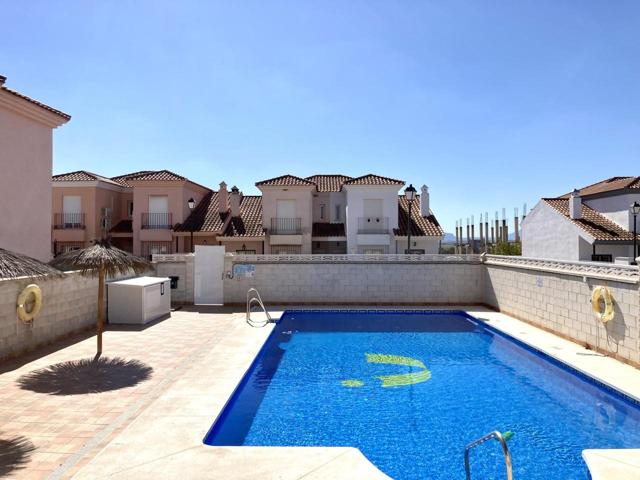Casa - Chalet en venta en Fuente de Piedra de 115 m2 photo 0