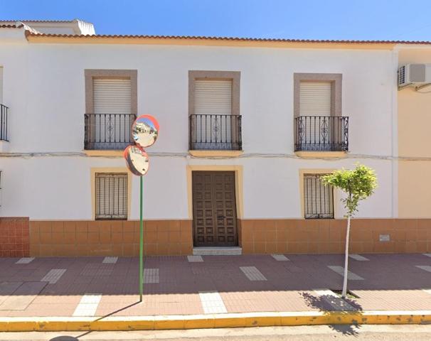 Casa De Pueblo en venta en Humilladero de 281 m2 photo 0