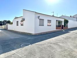 Casa - Chalet en venta en Humilladero de 145 m2 photo 0