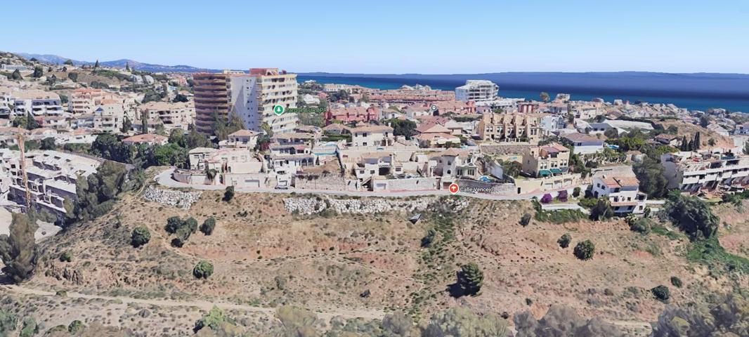 Terreno en venta en Fuengirola de 7807 m2 photo 0