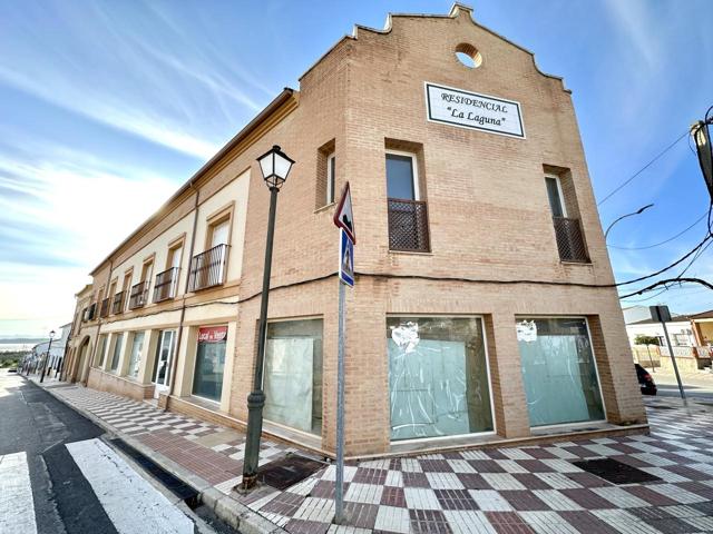 Dúplex en venta en Fuente de Piedra de 110 m2 photo 0