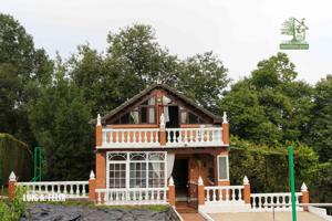 Casa con Terreno: Un Oasis de Paz y Naturaleza photo 0