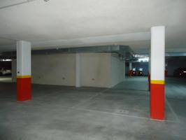 Plaza de parking para coche y moto en Santander photo 0