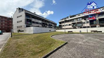 Planta baja con Terraza, Plaza de Garaje, trastero y Ascensor en Boo de Guarnizo – ¡Ideal para Vivir Cómodo! photo 0