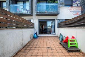 Planta baja con Terraza, Plaza de Garaje, trastero y Ascensor en Boo de Guarnizo – ¡Ideal para Vivir Cómodo! photo 0