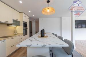 Magni­fico piso en la Avenida de Maura, una de las zonas mas codiciadas de Santander, a tan solo 240 metros de la playa. photo 0