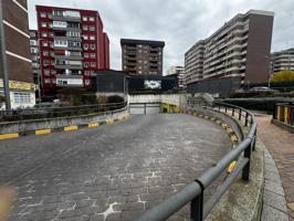 Plaza de garaje en venta en Calle Bélgica 2 photo 0