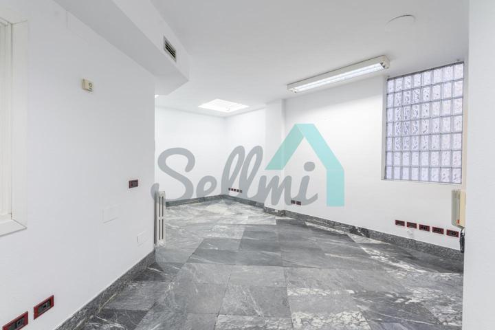 Oficina en alquiler en Oviedo de 139 m2 photo 0