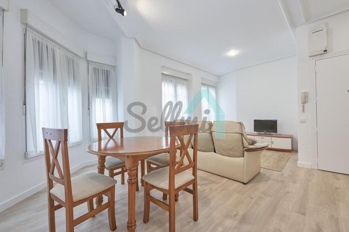 Piso en alquiler en Gijón de 70 m2 photo 0