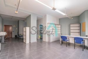 Oficina en venta en Oviedo de 62 m2 photo 0