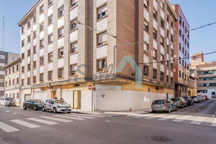 Local en venta en Gijón de 495 m2 photo 0