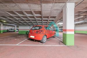 Plaza De Parking en venta en Oviedo de 21 m2 photo 0