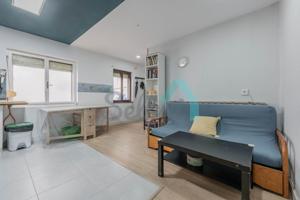 Habitación en alquiler en Oviedo de 82 m2 photo 0