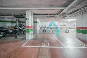 Plaza De Parking en venta en Oviedo de 22 m2 photo 0