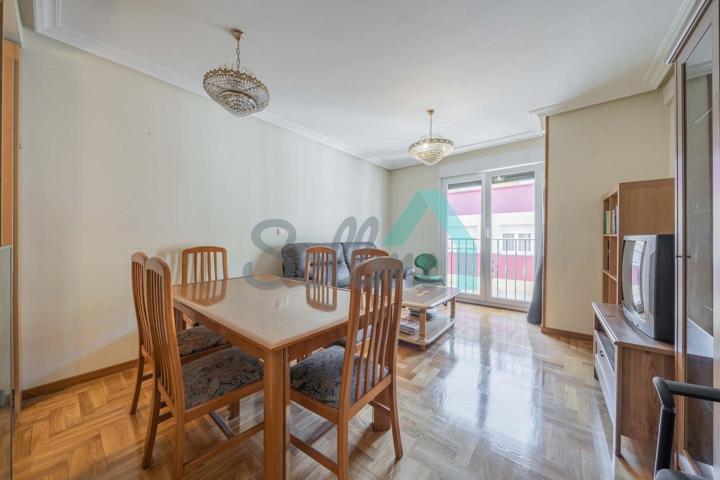 Piso en venta en San Martín del Rey Aurelio de 91 m2 photo 0