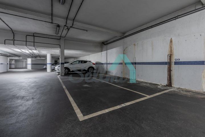 Plaza De Parking en venta en Oviedo de 10 m2 photo 0