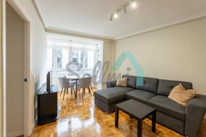 Piso en alquiler en Oviedo de 64 m2 photo 0