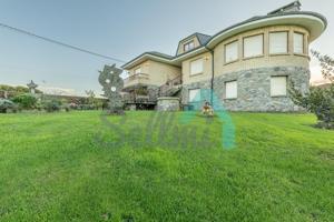 Casa - Chalet en venta en Barredo de 298 m2 photo 0