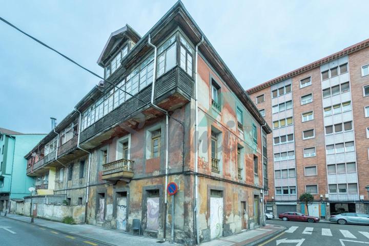 Edificio en venta en Langreo de 387 m2 photo 0