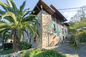 Casa - Chalet en venta en Onao de 411 m2 photo 0